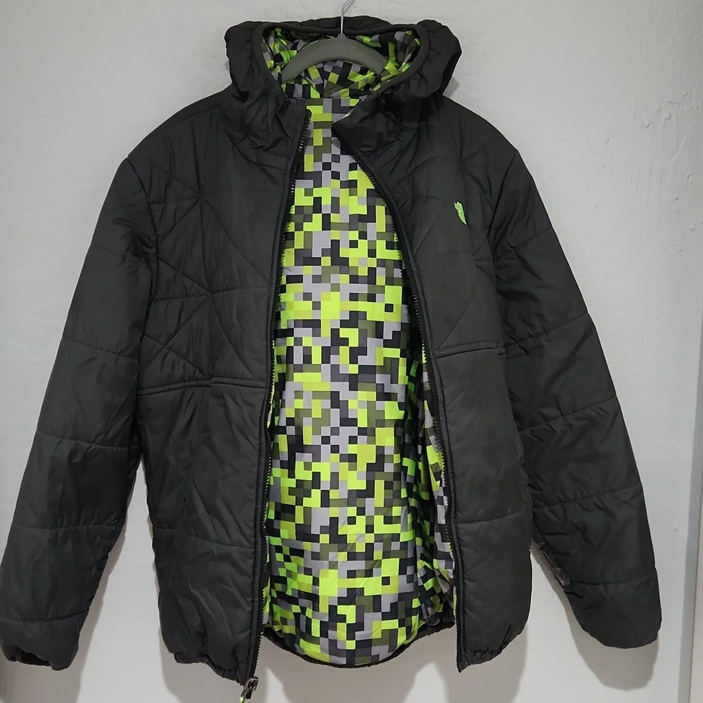 The North Face Boy's Puffer Coat Reversable Minecraft Like Print *read carefully